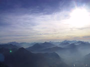 Ballonfahrt über die Alpen mit dem Heissluftballon